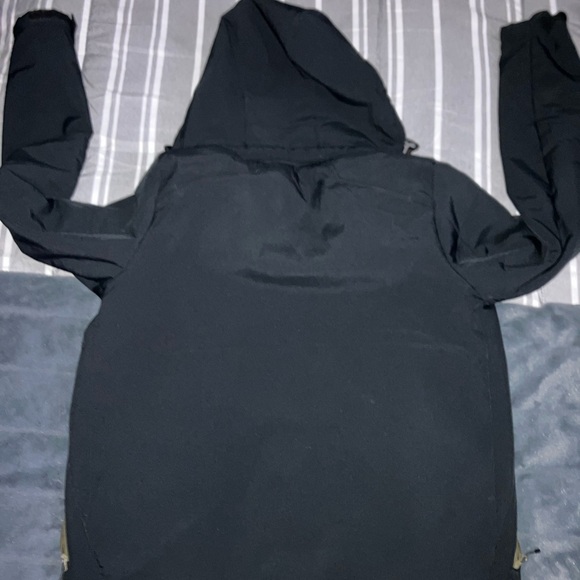 McKINLEY Men's SMALL jacket! Like new! Black - Picture 6 of 6